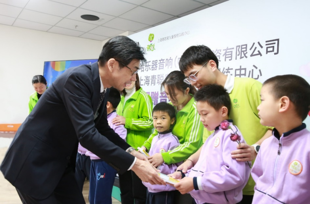 传递音乐，感受爱与温暖——AG旗舰厅音响捐赠仪式